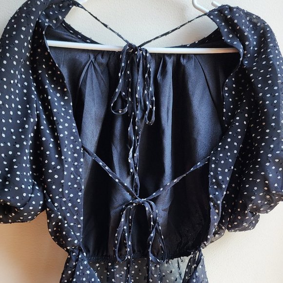 Nasty Gal Black/White Polka Dot Balloon Sleeve Open Back Blouse Size 2 - Picture 16 of 16